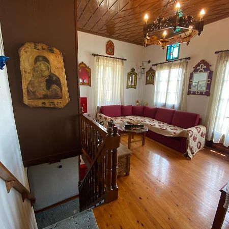 Arhontiko Theofilos Makrinítsa Buitenkant foto